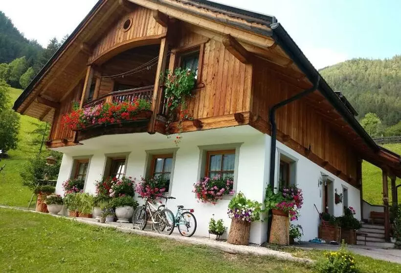 ホテル Agriturismo La Flu