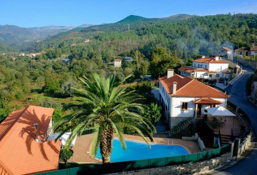 Отель Cerca Dos Passais