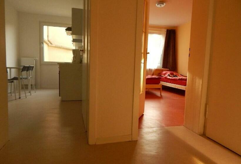 פנסיון Home At Friends City Zu Hause Bei Freunden