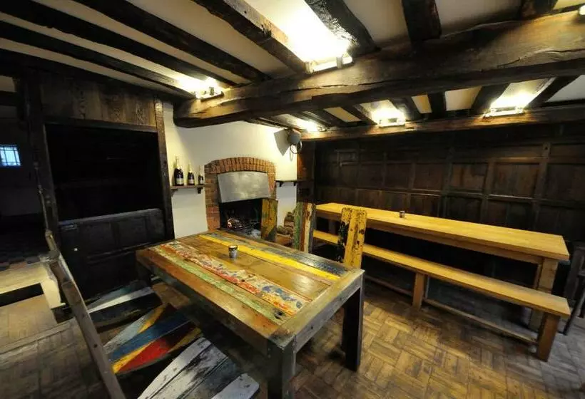 Retkeilymaja The Marlborough