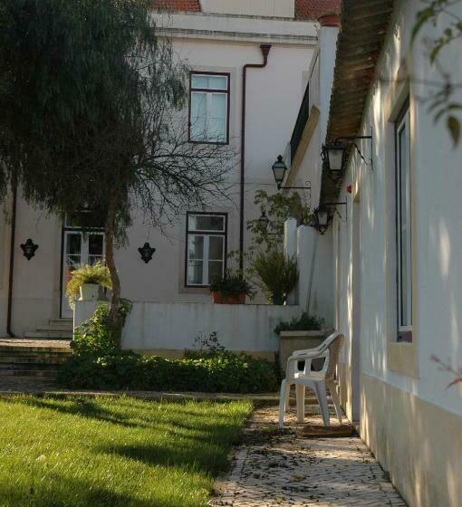 تختخواب و صبحانه Casa Da Tia Guida