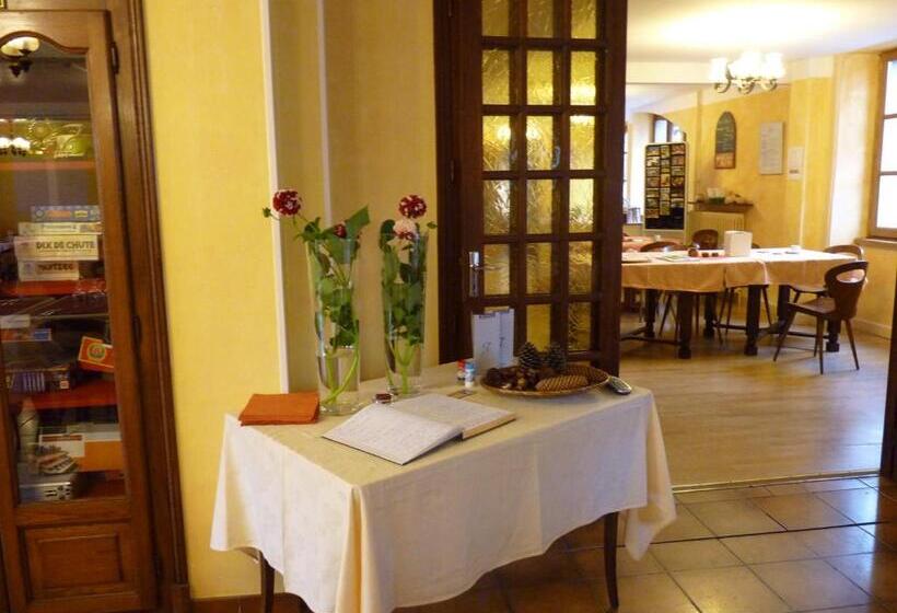 ベッドアンドブレックファースト Chambres D Hôtes Domaine De La Grangeotte