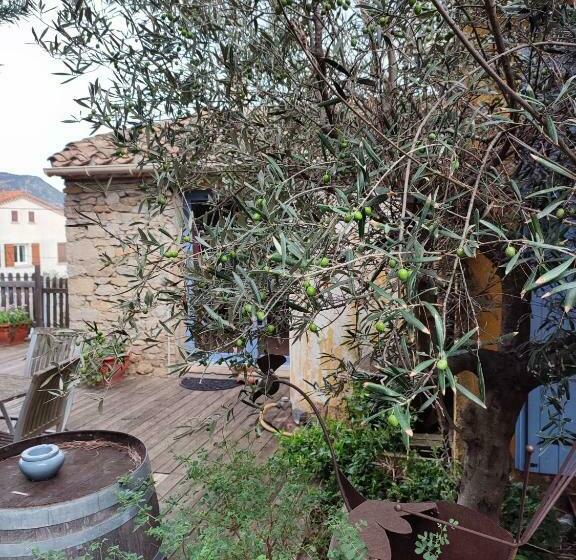 ベッドアンドブレックファースト Domaine Les Cascades