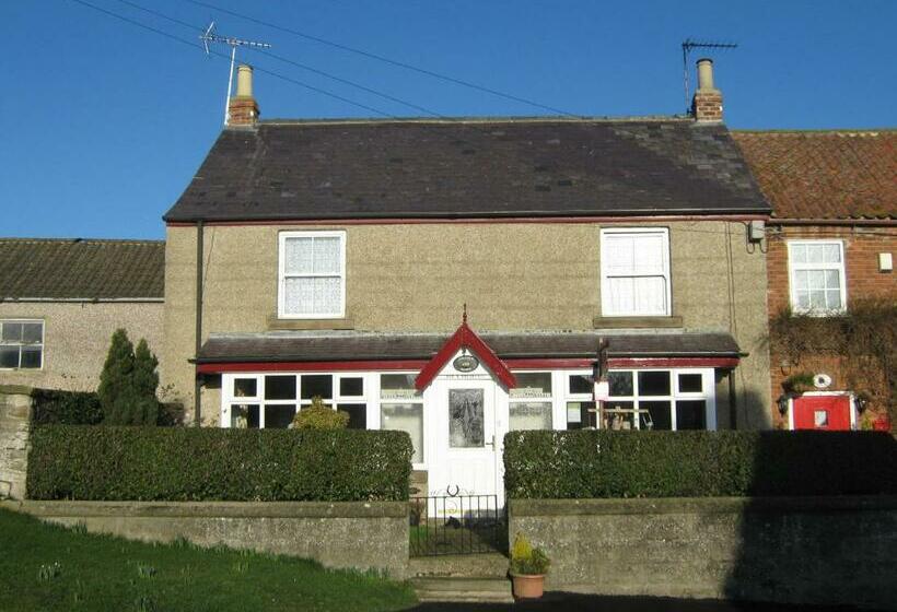 Hillside Bed And Breakfast