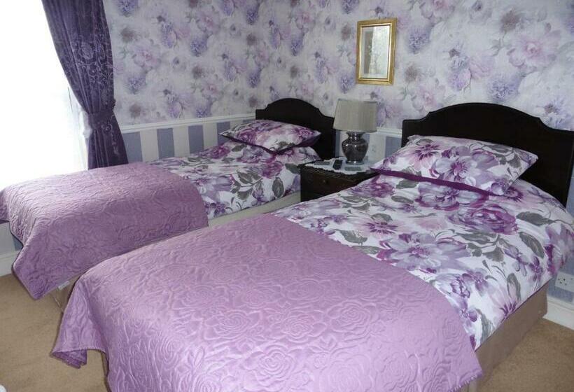 Hillside Bed And Breakfast