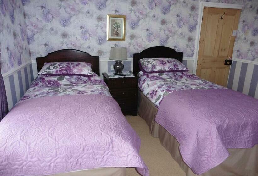 Hillside Bed And Breakfast