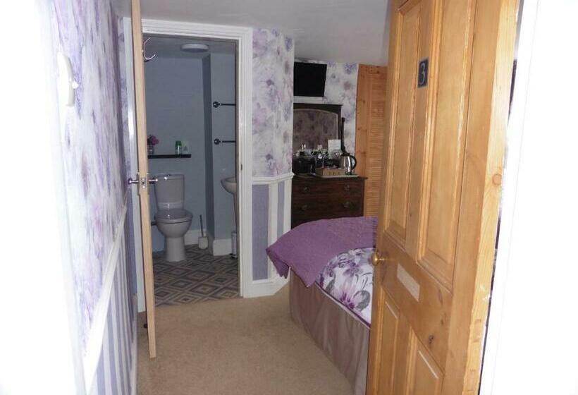 Hillside Bed And Breakfast