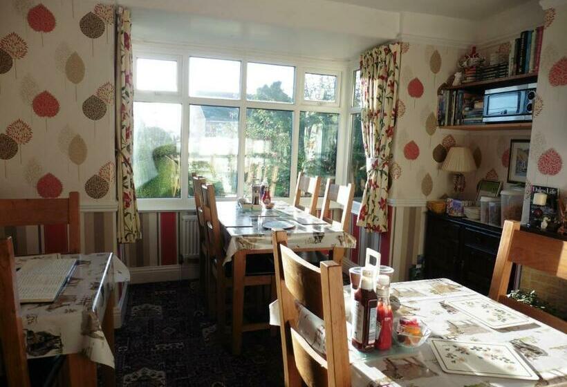 Hillside Bed And Breakfast