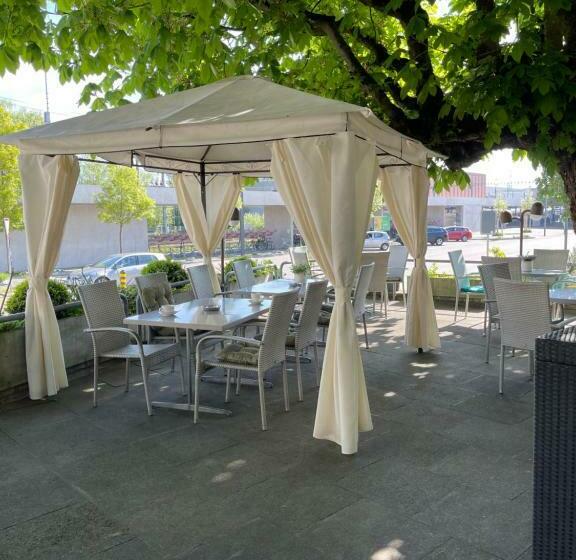 בית מלון כפרי Ochsen