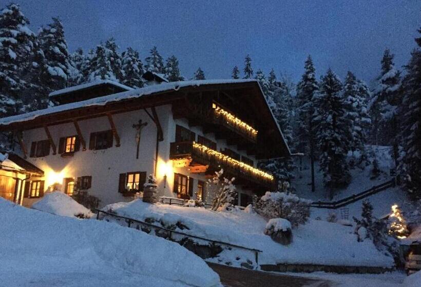 ペンション Gästehaus Arnspitzblick