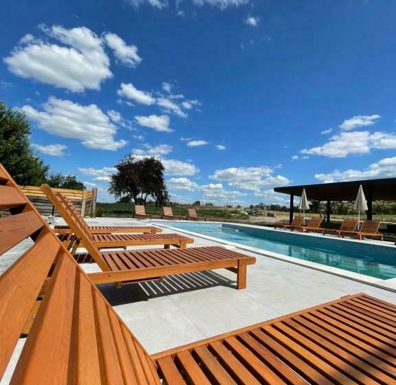 펜션 Mutafova Guest House