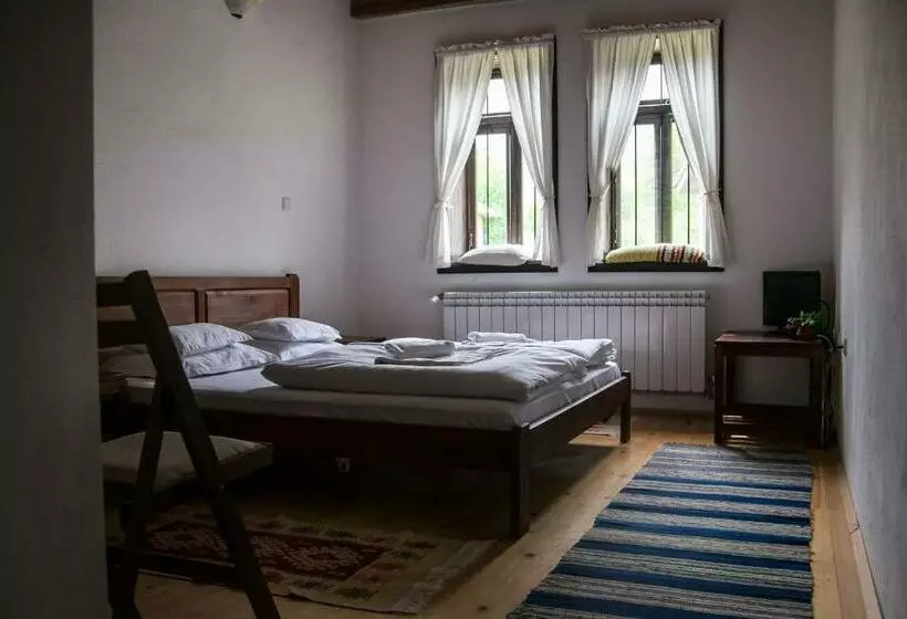 ペンション Mutafova Guest House