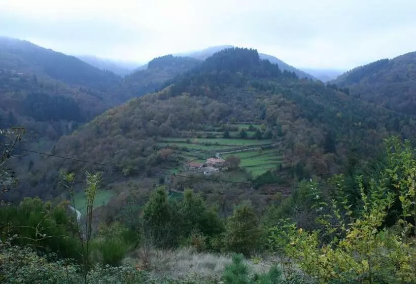 Aamiaismajoitus (B&B) La Grange De La Coste