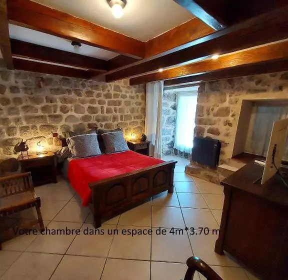 Aamiaismajoitus (B&B) La Grange De La Coste