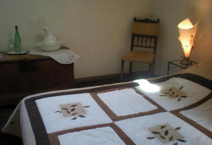 مبيت وإفطار Manoir Larcouillet