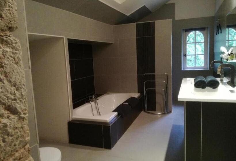 مبيت وإفطار Manoir Larcouillet