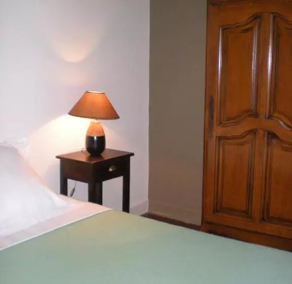 Aamiaismajoitus (B&B) Manoir Larcouillet