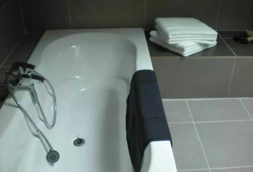 Aamiaismajoitus (B&B) Manoir Larcouillet