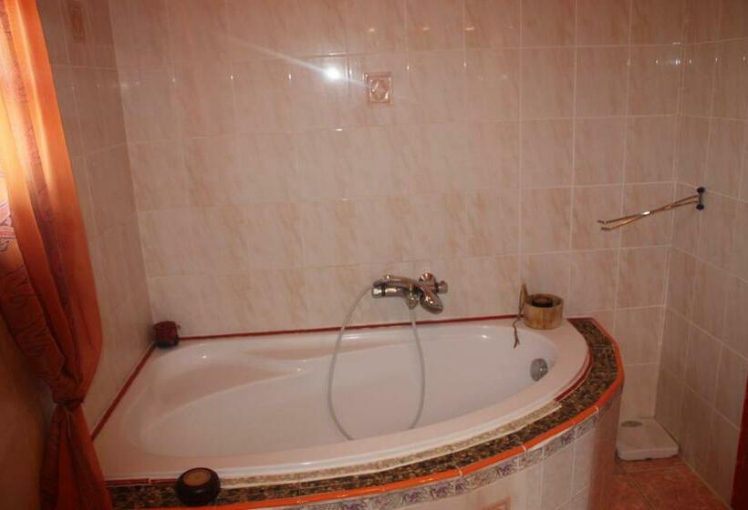 צימר Manoir Melphil