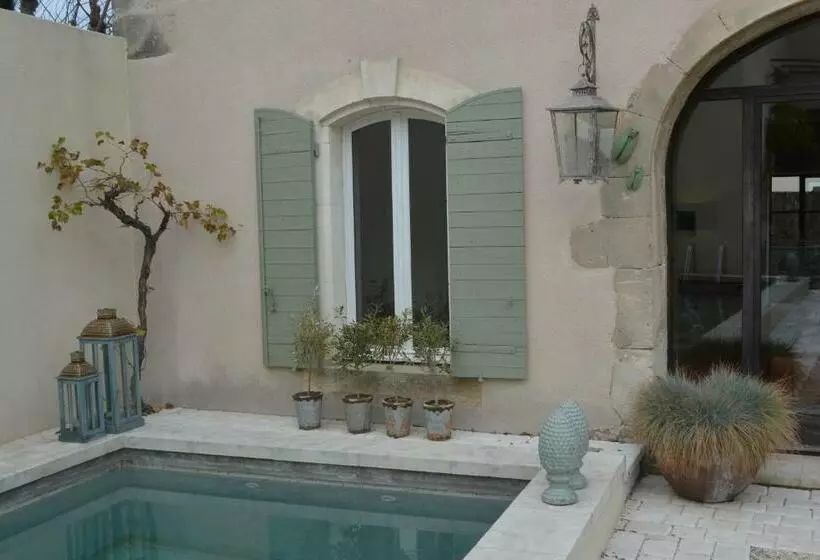 Aamiaismajoitus (B&B) Mas à L Improviste