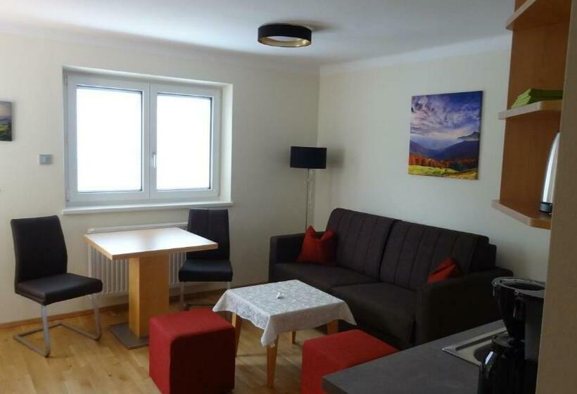 ペンション Appartements Gassner