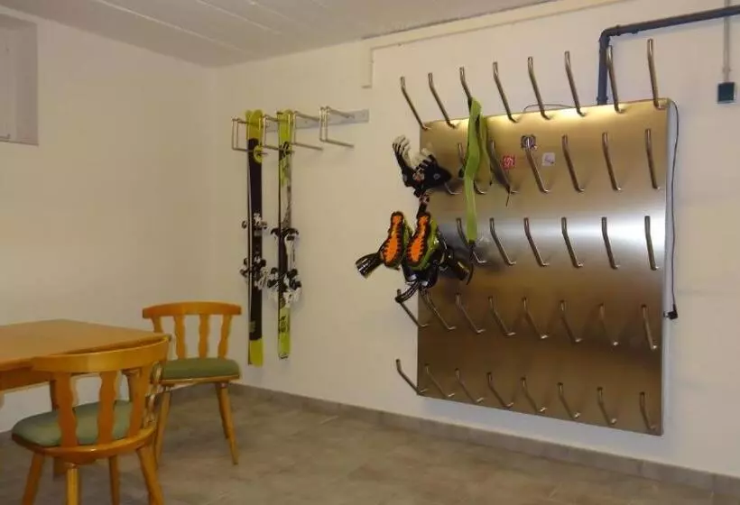 ペンション Appartements Gassner