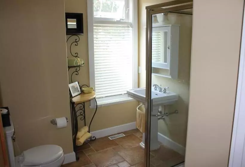 Majatalo Eaglenest Manor Cowichan