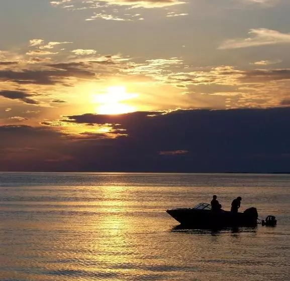 Majatalo Eaglenest Manor Cowichan