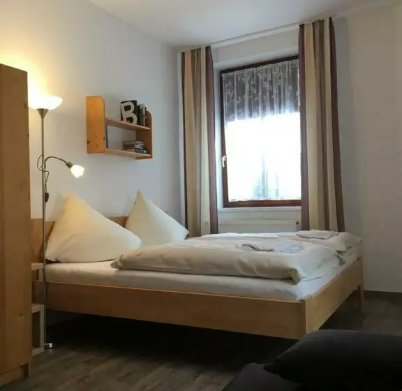 Majatalo Penzion Na Solné Stezce