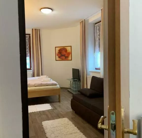 Majatalo Penzion Na Solné Stezce