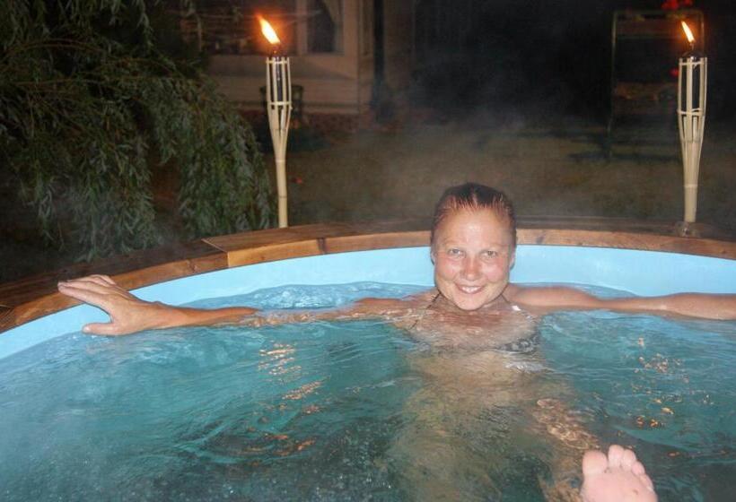 پانسیون Traku Horizontai