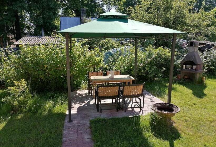 پانسیون Villa Irbe