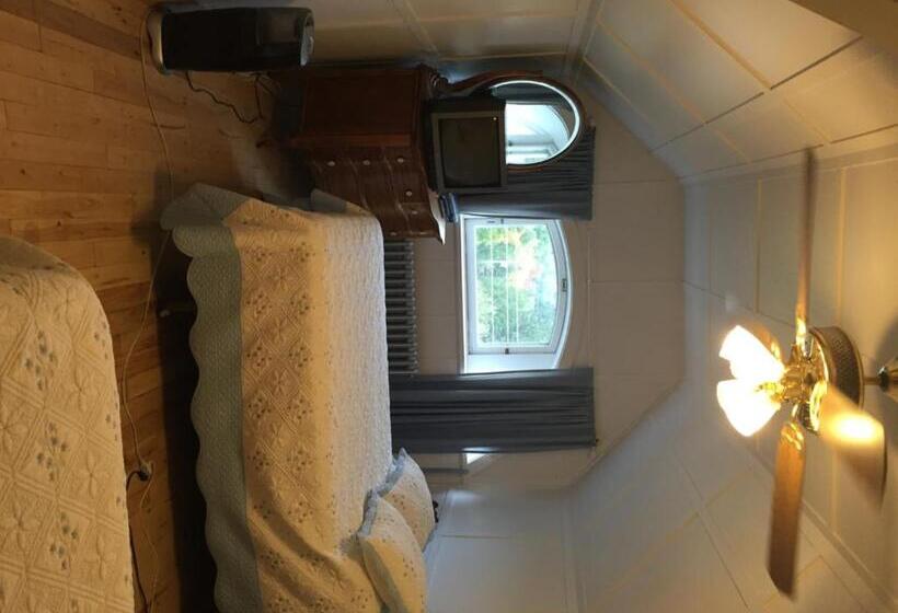 旅馆 Le Petit Château Montebello B&b