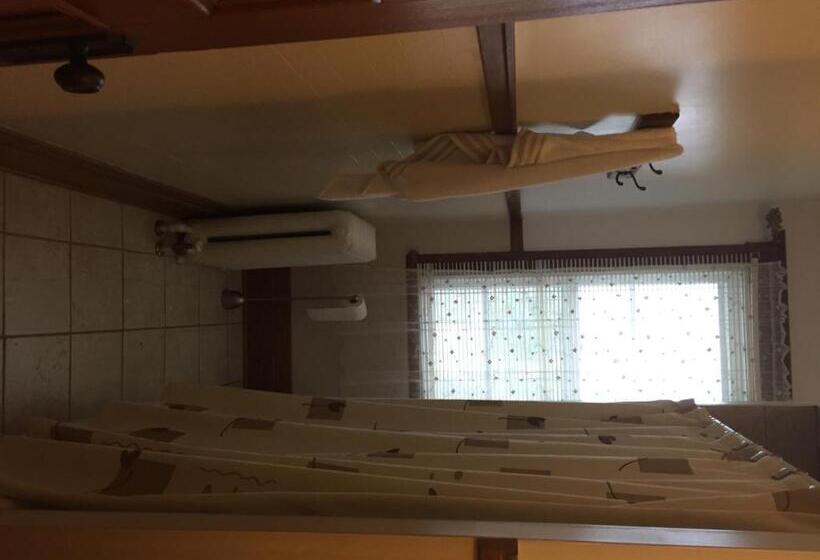 旅馆 Le Petit Château Montebello B&b