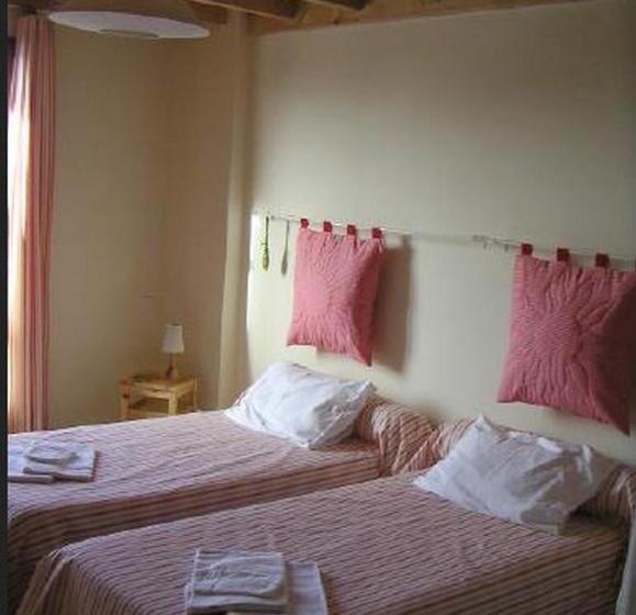 تختخواب و صبحانه Chalet L Angélique