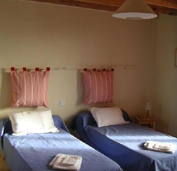 تختخواب و صبحانه Chalet L Angélique