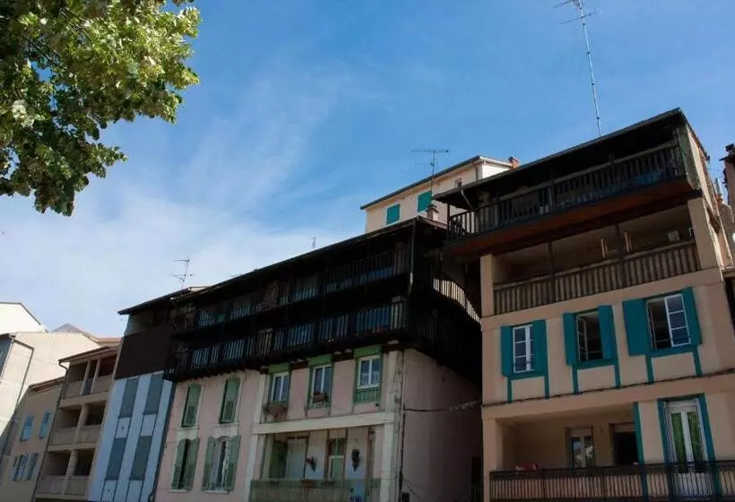 Aamiaismajoitus (B&B) Chambres D Hôtes Les Muriers