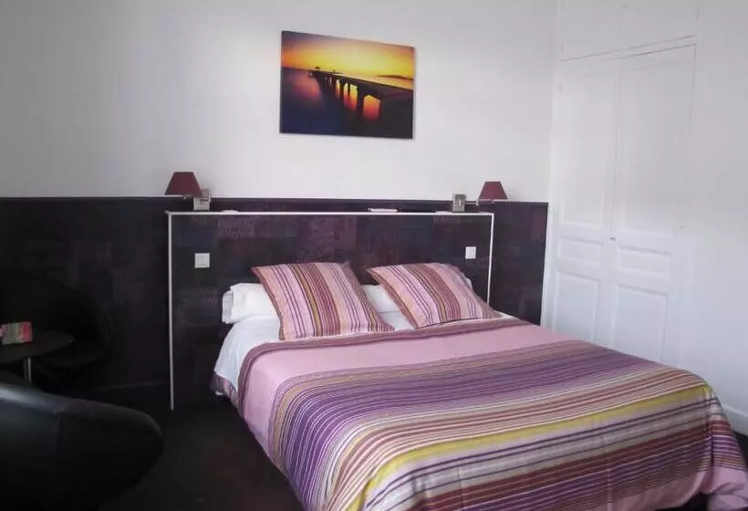 Aamiaismajoitus (B&B) Chambres D Hôtes Les Muriers