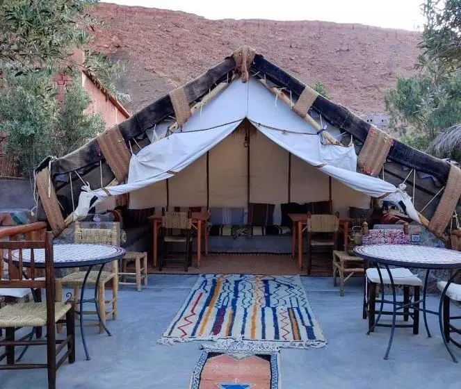 Aamiaismajoitus (B&B) Dar Isselday