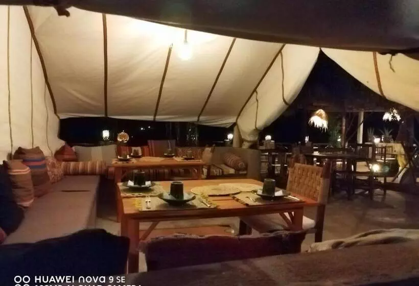 Aamiaismajoitus (B&B) Dar Isselday