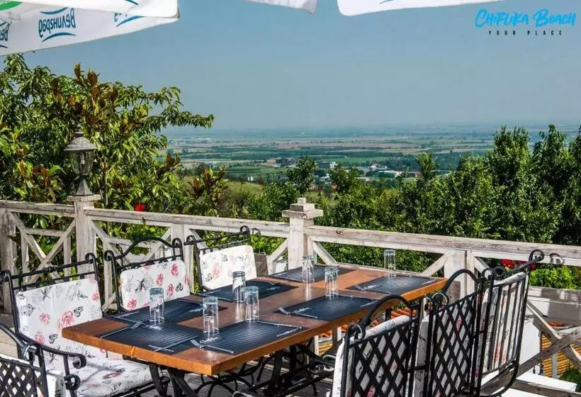 Hotelli Chiflika Family