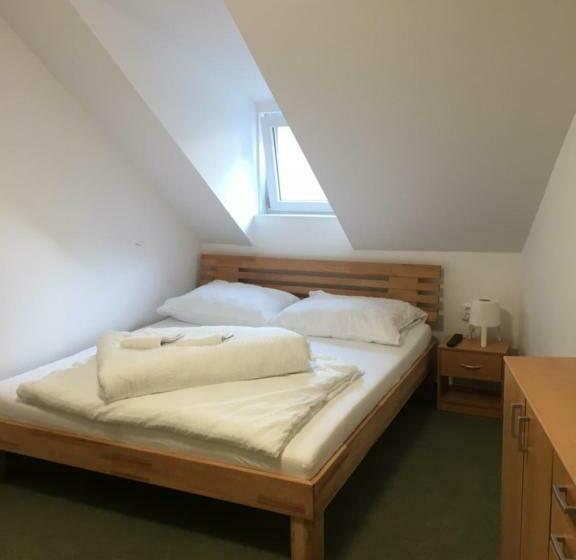 Mikulov Inn Hotel S Vinným Sklepem Venuše