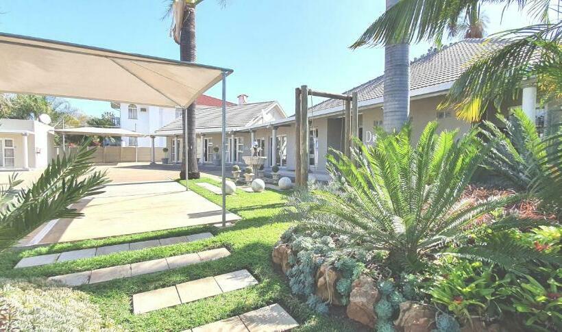 ペンション Dive Inn Guesthouse