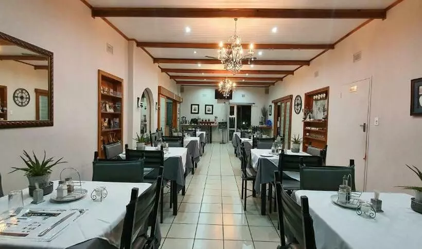 ペンション Dive Inn Guesthouse