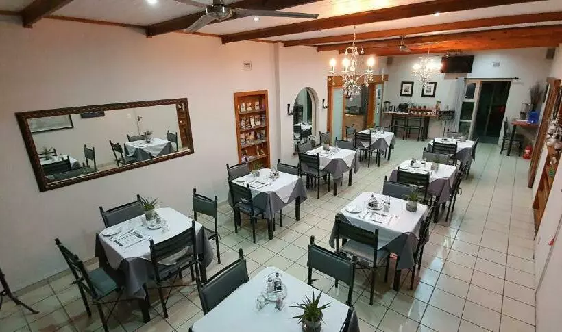 ペンション Dive Inn Guesthouse