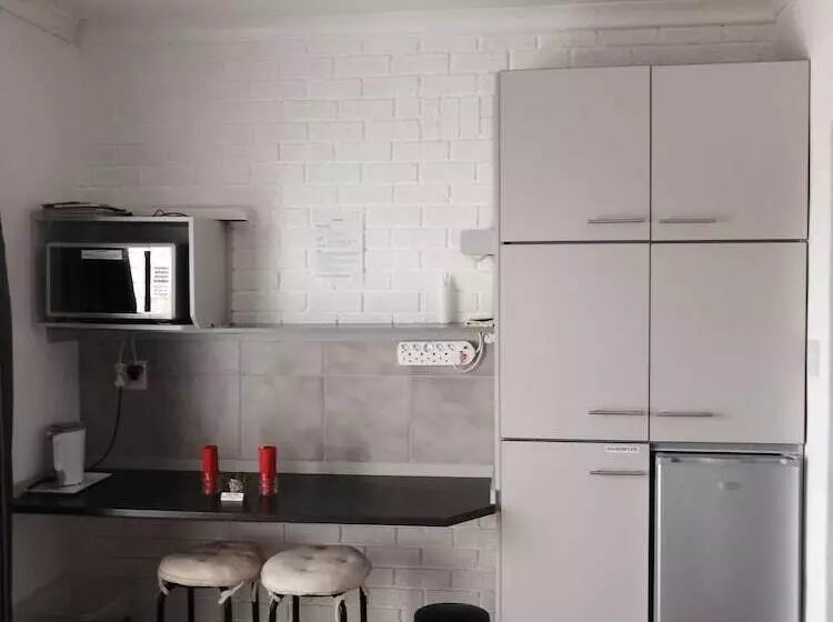 Majatalo Lewens Essens On C