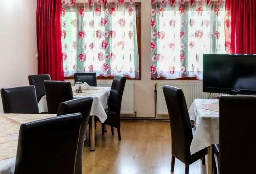 Pension Ladyna