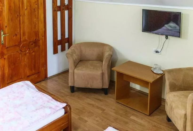Pension Ladyna