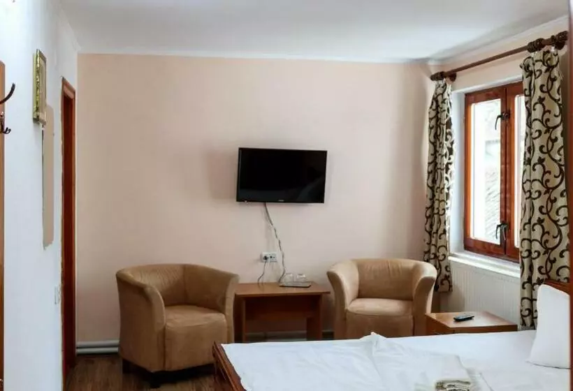 Pension Ladyna