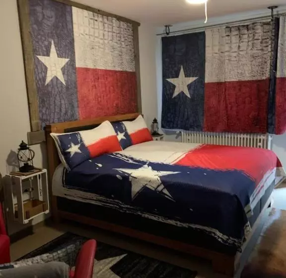 Retkeilymaja Longhorn Ranch Countryhotel   Garni